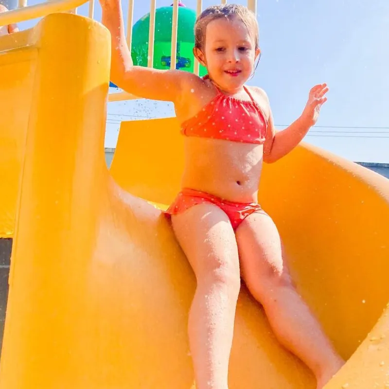 Educação Infantil com piscina — Colégio Salgueiro