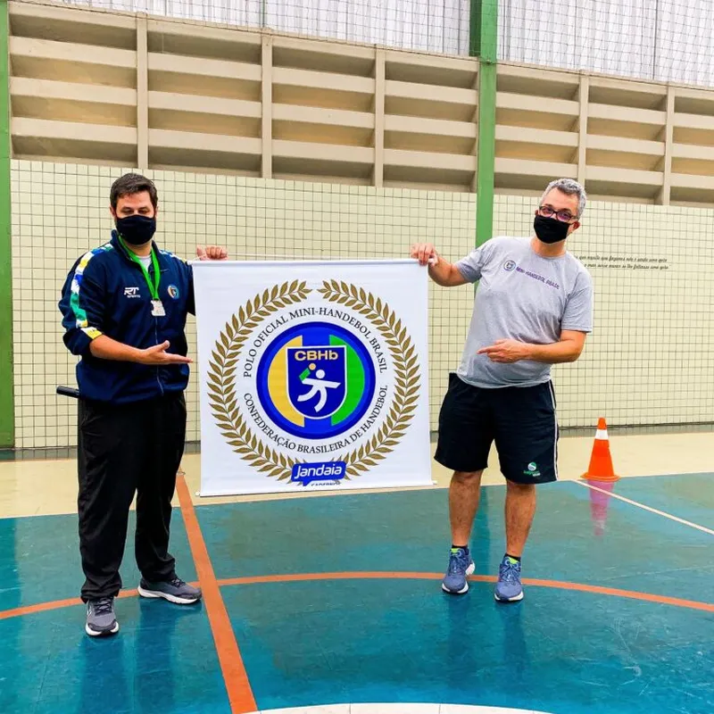 Salgueiro é polo oficial de Mini-Handebol — Colégio Salgueiro